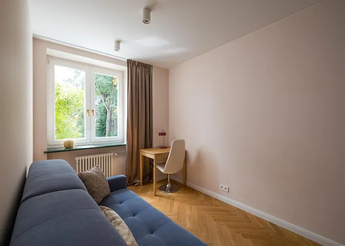 Saska Kepa Deluxe Apartment
